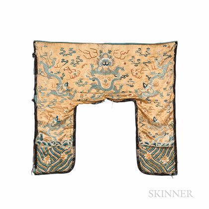 Chinese Silk-on-silk Embroidered Valance