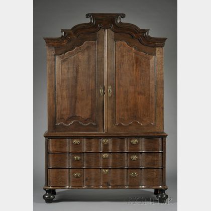Dutch Baroque Oak Linen Press/Cabinet