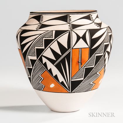 Large Contemporary Acoma Pottery Jar