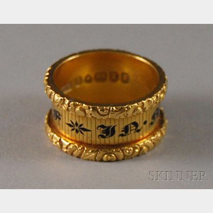 English 18kt Gold Mourning Ring