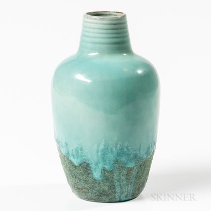 Willem Coendraad Brouwer (1877-1933) Art Pottery Vase