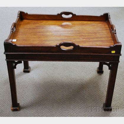 Chinese Chippendale-style Mahogany Butler's Tray Table
