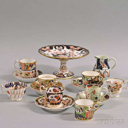 Fifteen Imari-palette Porcelain Items