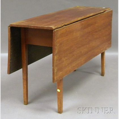 Chippendale Drop-leaf Table