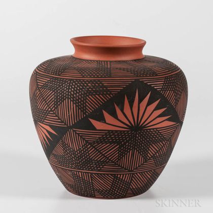 Contemporary Acoma Pottery Jar