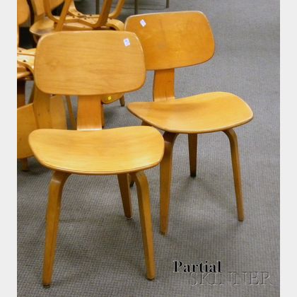 Set of Eight Thonet Modern Laminated Blondewood Chairs