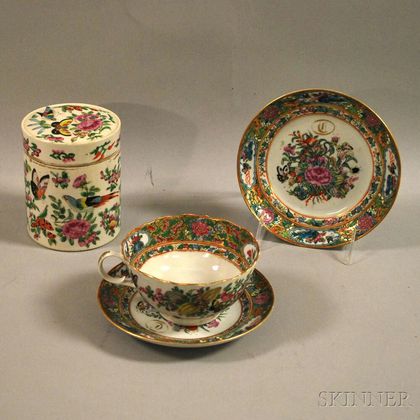 Four Pieces of Chinese Export Porcelain Famille Rose Tableware