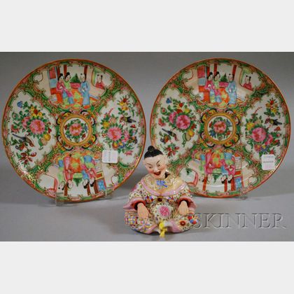 German Porcelain Asian Woman Figural Nodder and a Pair of Chinese Export Porcelain Rose Medallion Plates