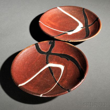Two Randy Johnston (American, b. 1950) Studio Pottery Plates 