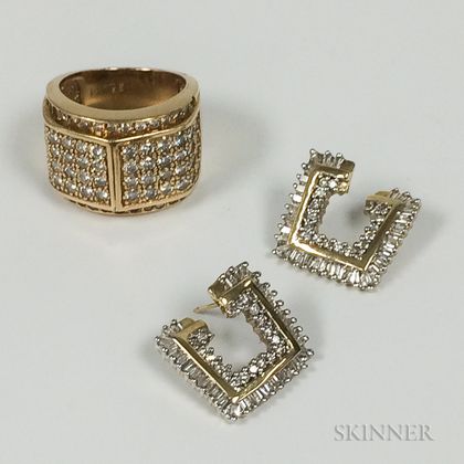 14kt Gold and Diamond Ring and a Pair of Geometric Earrings