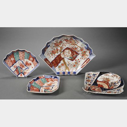 Four Imari Porcelain Fan-shaped Serving Dishes