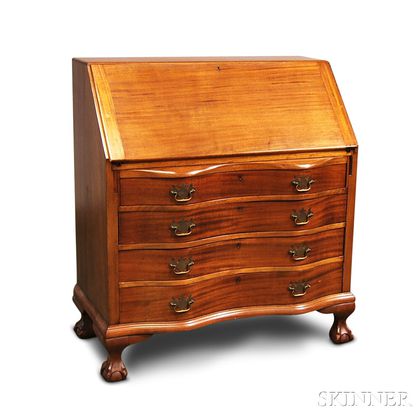 Chippendale-style Mahogany Slant-lid Desk