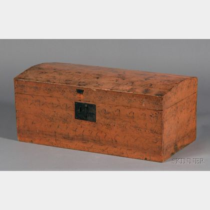 Pine Salmon and Black Paint-decorated Dome-top Box