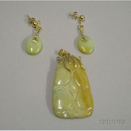 14kt Gold Mounted Carved Jade Pendant and a Pair of 14kt Gold and Jade Earrings. 