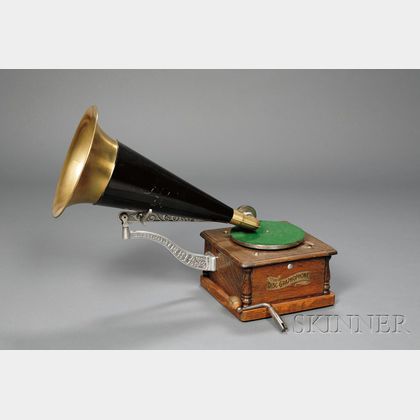 Disc Graphophone by the Columbia Phonograph Company