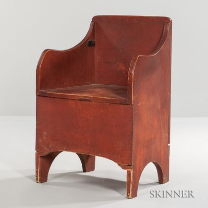 Red-painted Chamber Chair