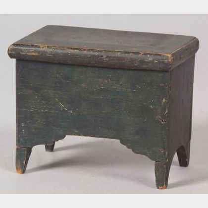 Miniature Green Painted Wooden Six-board Chest
