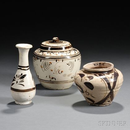 Three Cizhou Pottery Items