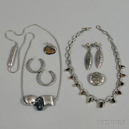 Small Group of Mostly Signed Sterling Silver Jewelry