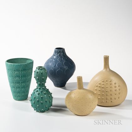 Three Jonathan Adler and Two Jallpa Nina Studio Pottery Vases