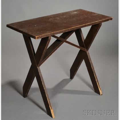 Small Brown-painted Sawbuck Table