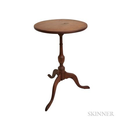 Queen Anne-style Cherry Candlestand