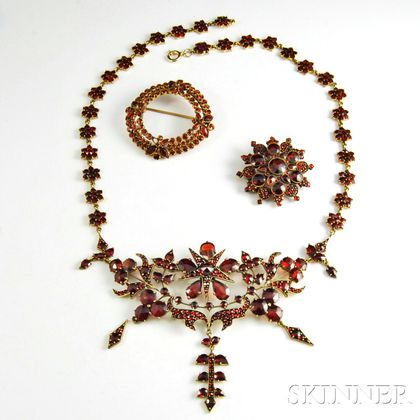 9kt Gold Gem-set Necklace and Two Pins