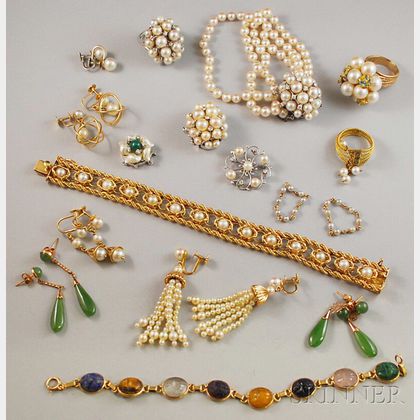 Group of Assorted Gold and Pearl Jewelry
