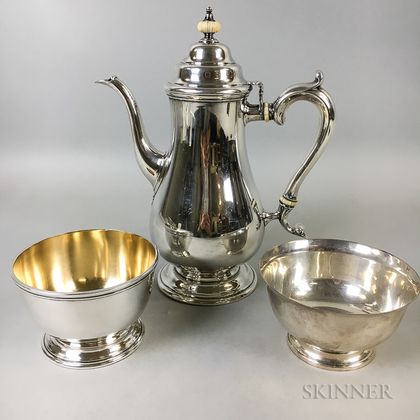 Lunt Sterling Silver Teapot and Two Lunt Sterling Silver Bowls