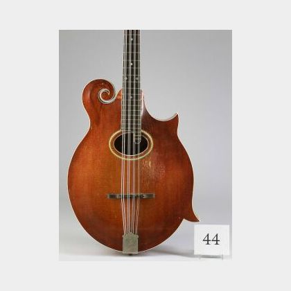 Good American Mando-Cello, The Gibson Mandolin-Guitar Company, Kalamazoo, 1915