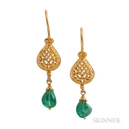 18kt Gold and Emerald Earrings