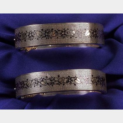 Pair of Victorian 14kt Gold and Enamel Bracelets
