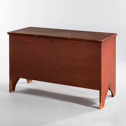 Red-painted Pine Six-board Blanket Chest