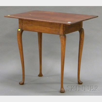 Queen Anne-style Maple Tea Table. 