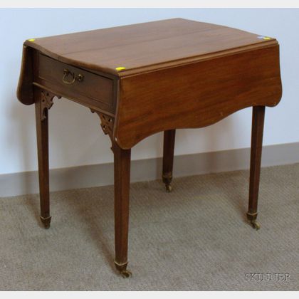 Georgian-style Mahogany Pembroke Table with Drawer. 