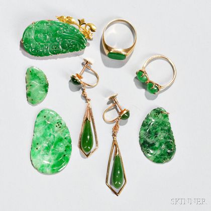 Jade Ornaments and Accessories