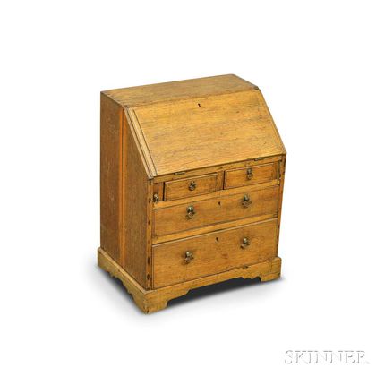 Miniature Queen Anne-style Oak Slant-lid Desk