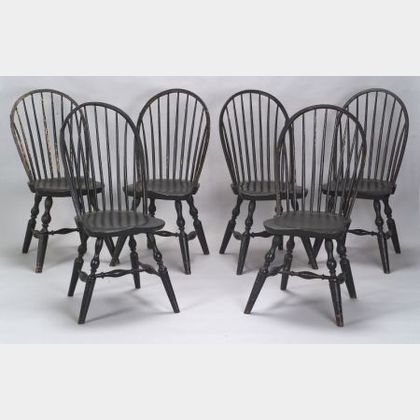 Set of Six Painted Bow-back Windsor Side Chairs