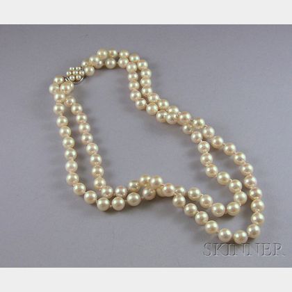 Double-strand Pearl Necklace with a 14kt White Gold and Pearl Clasp