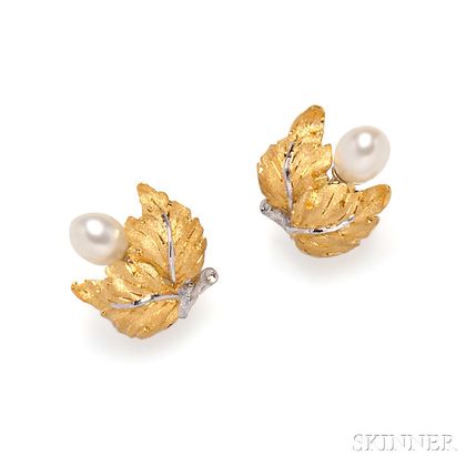 18kt Gold and Cultured Pearl Earrings, Buccellati