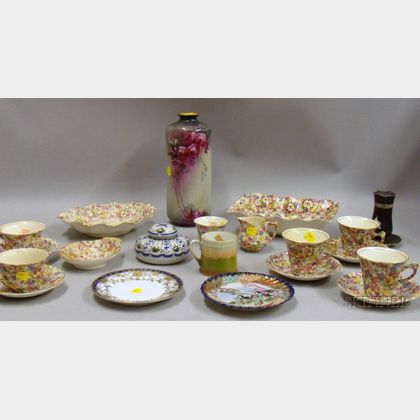 Approximately Twenty-one Assorted Ceramic Items