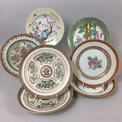 Seven Chinese Export Porcelain Dinner Plates