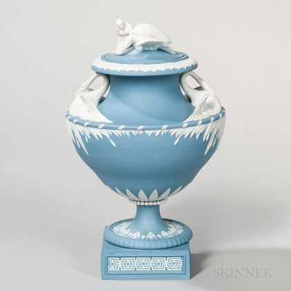 Wedgwood Solid Blue Jasper Leda and the Swan Vase