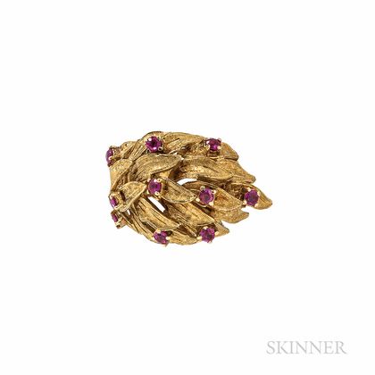 Cartier 18kt Gold and Ruby Ring
