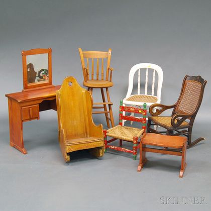 Group of Children's Furniture
