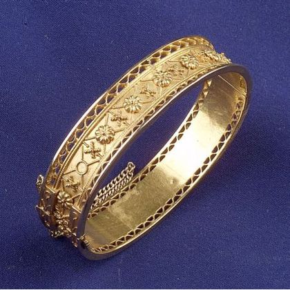 Etruscan Revival 15kt Gold Bracelet