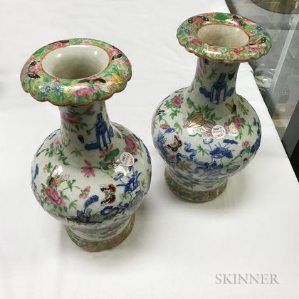 Pair of Chinese Export Porcelain Vases