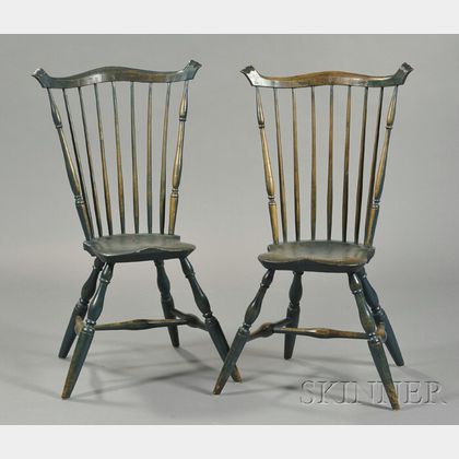 Pair of Fan-back Windsor Side Chairs