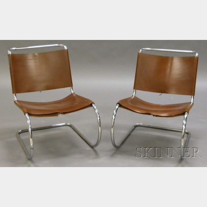 Two Knoll Lounge Chairs