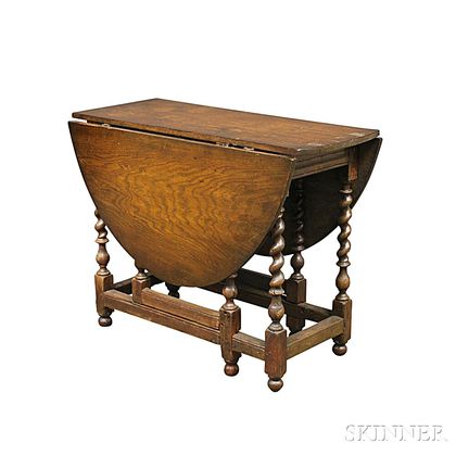 William & Mary-style Oak Gate-leg Table